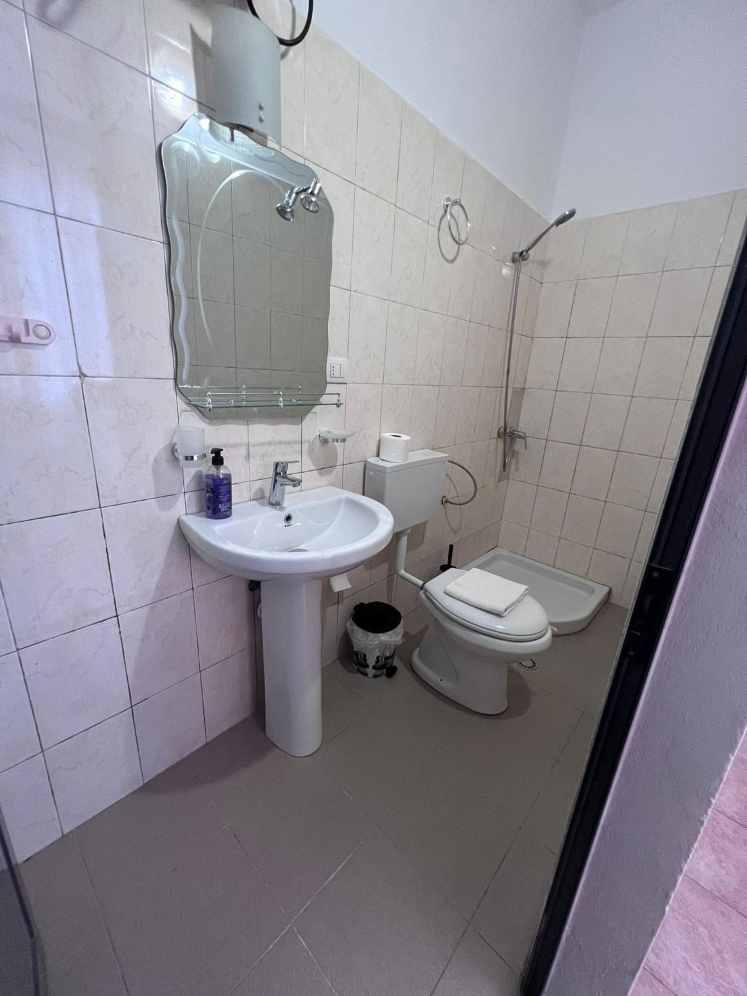 Hostel Internacional Grilë Eksteriør bilde