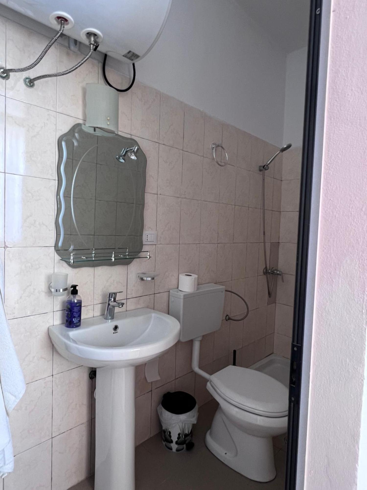 Hostel Internacional Grilë Eksteriør bilde